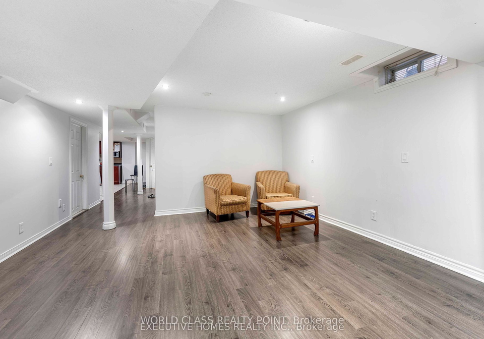 bsmt-44-pebblestone-circle-brampton-ontario-w12416637