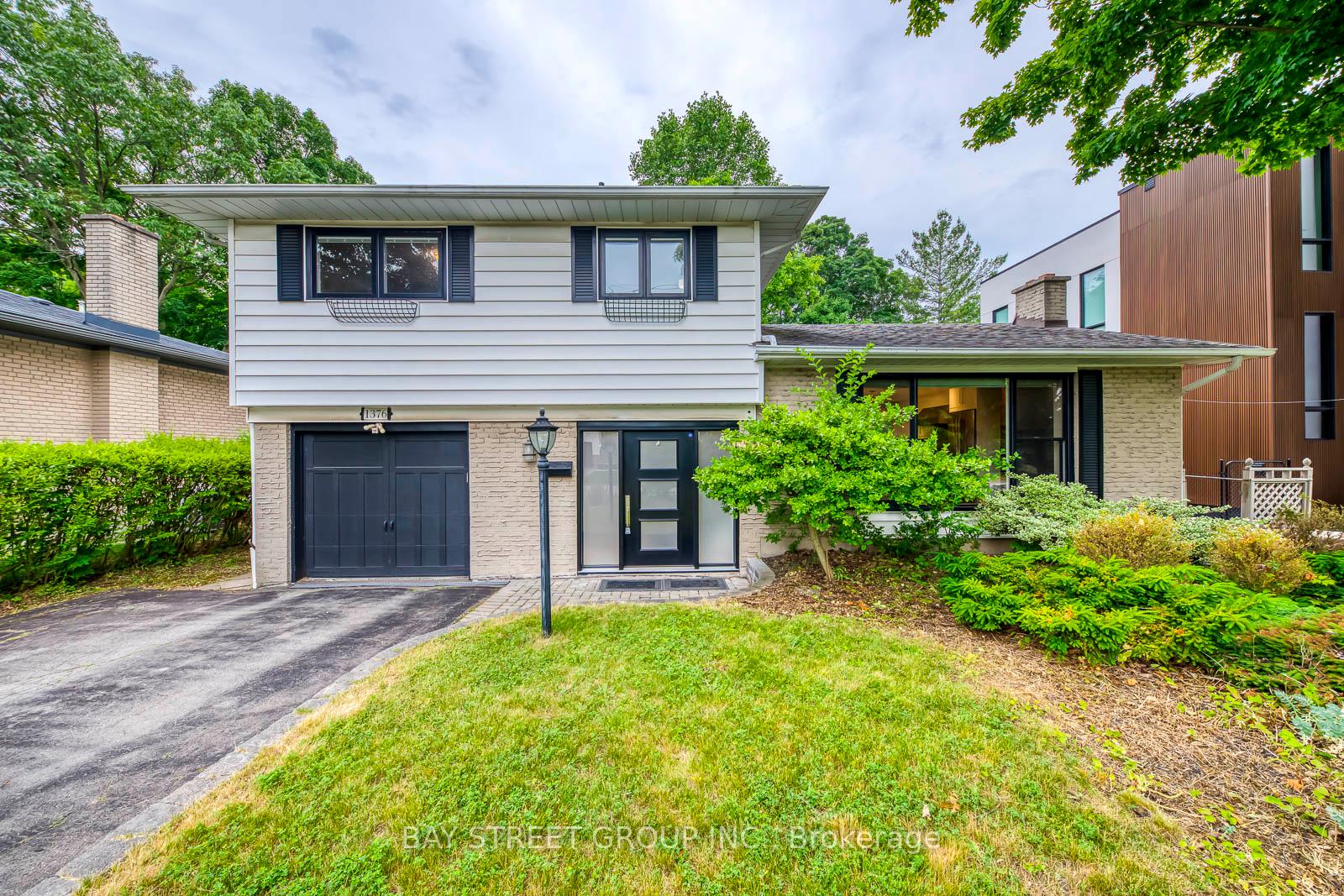 1376-forest-glade-road-oakville-ontario-w12416717