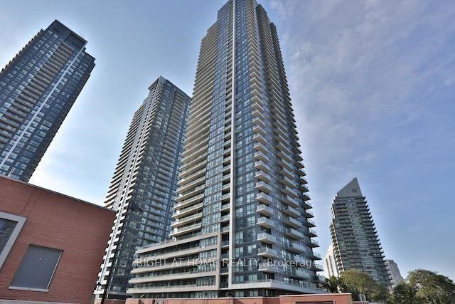 2220-lakeshore-boulevard-w-etobicoke-ontario-w12416754