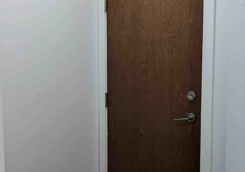 2220-lakeshore-boulevard-w-etobicoke-ontario-w12416754