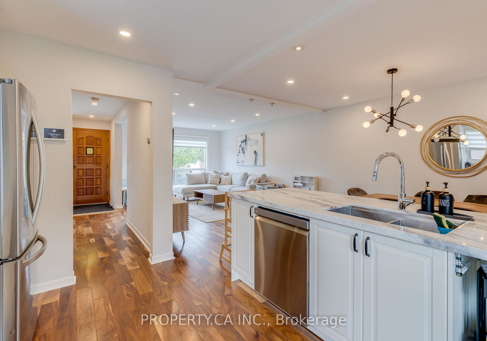5-woodenhill-court-toronto-ontario-w12416944