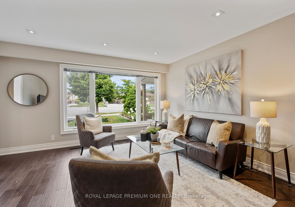 8-buttercup-court-york-ontario-w12416989