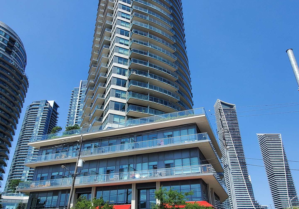 2240-lakeshore-boulevard-w-etobicoke-ontario-w12417008