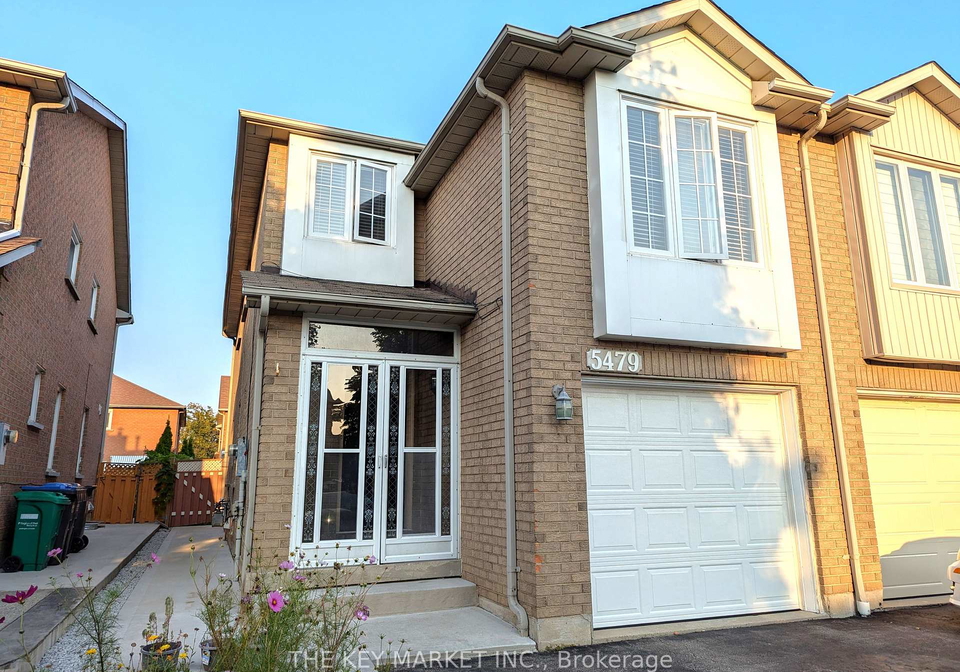 5479-cosmic-crescent-mississauga-ontario-w12417060