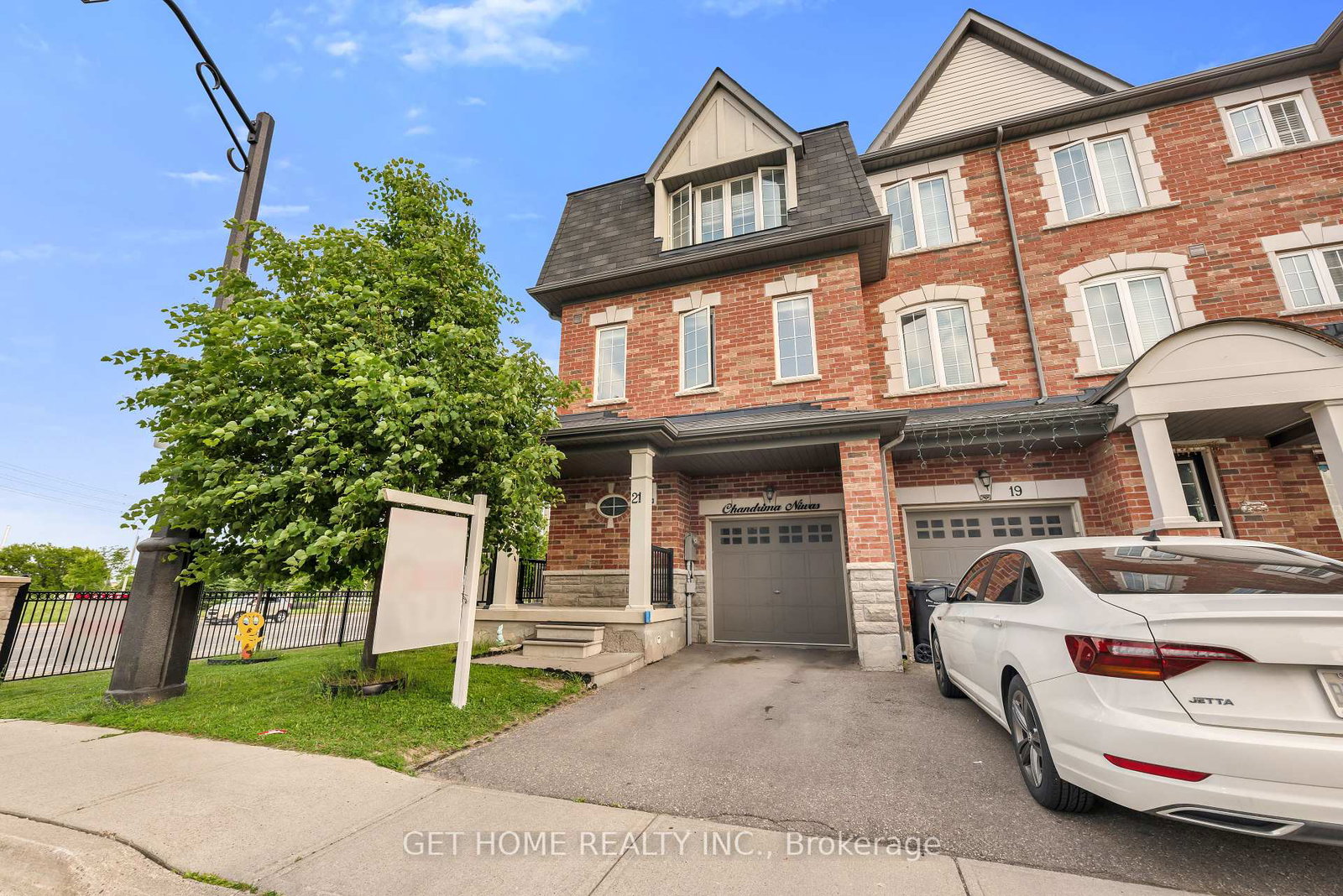 21-rabbit-run-way-brampton-ontario-w12417173