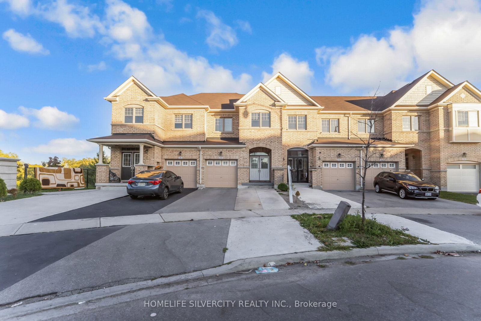 44-davenfield-circle-brampton-ontario-w12417228