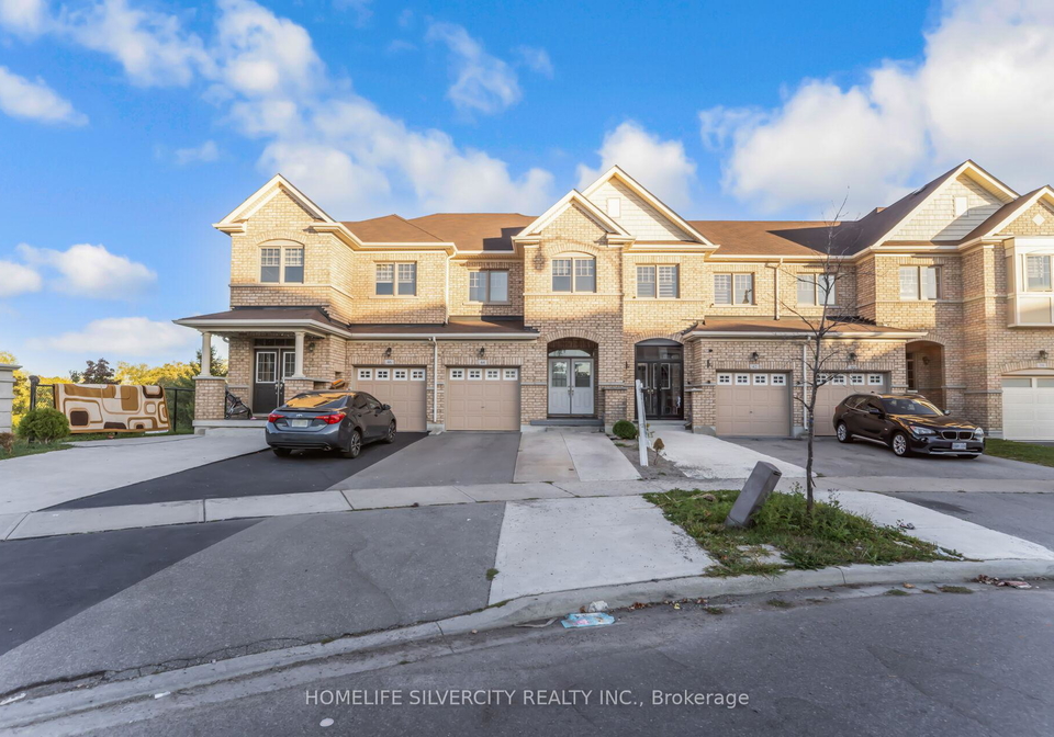 44-davenfield-circle-brampton-ontario-w12417228