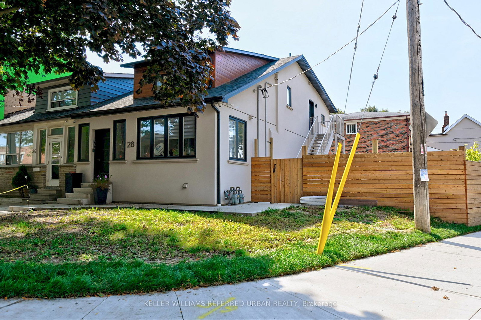 28-silverthorn-avenue-toronto-ontario-w12417309