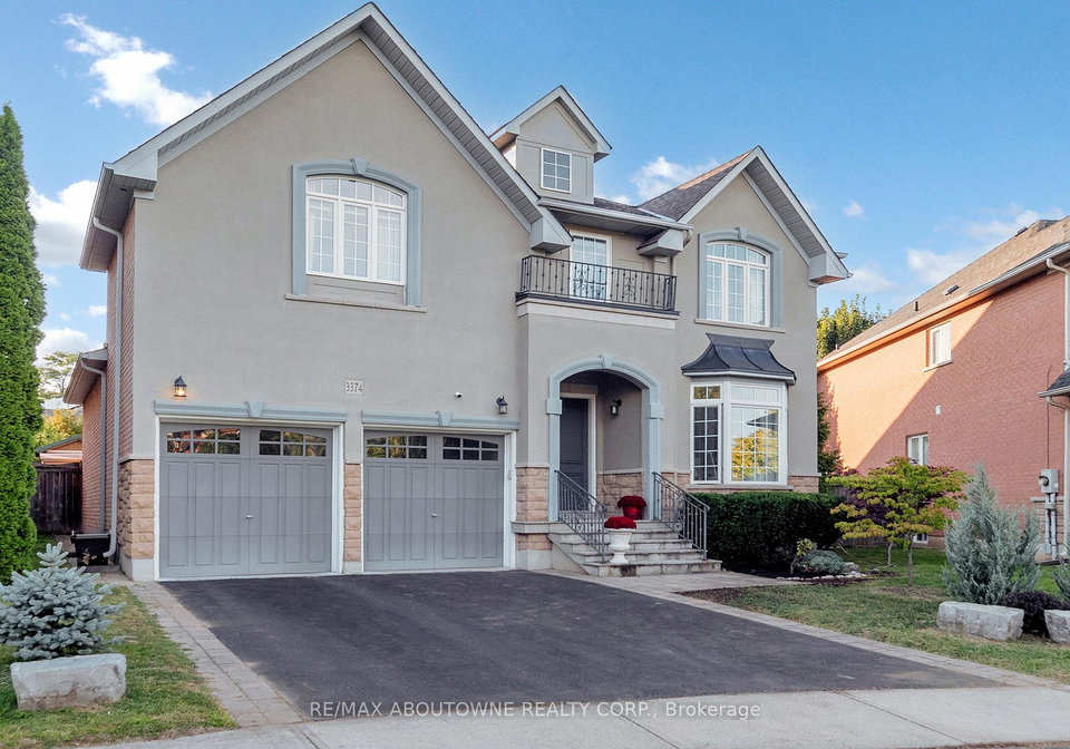 3374-fox-run-circle-oakville-ontario-w12417426