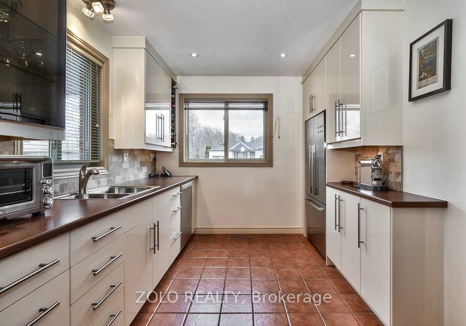 2339-redfern-road-n-burlington-ontario-w12417624