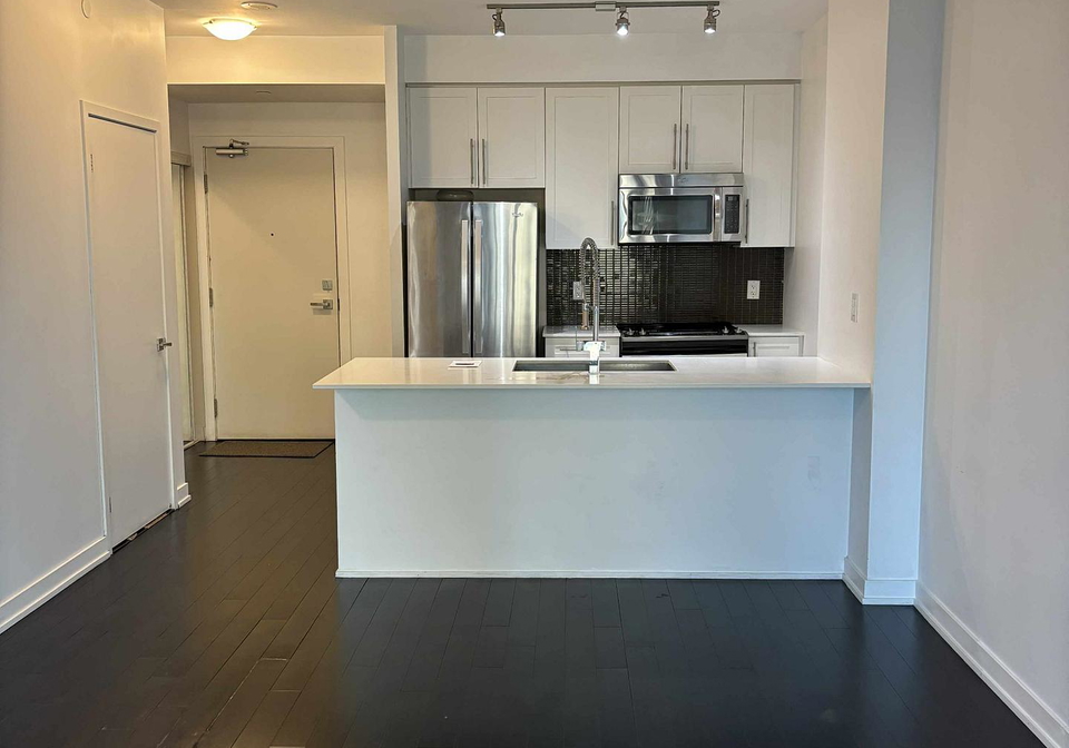 4011-brickstone-mews-mississauga-ontario-w12417755