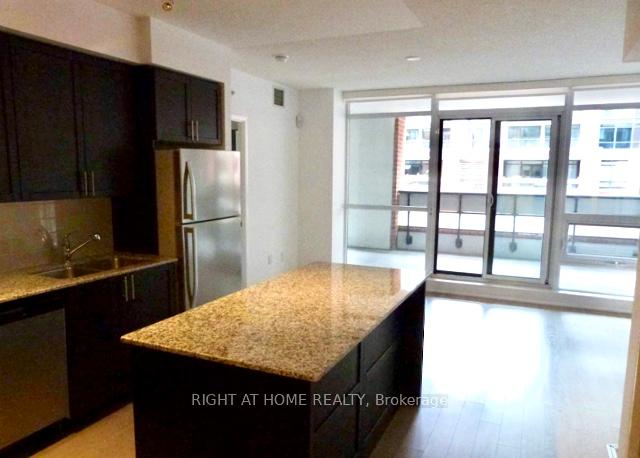 830-lawrence-avenue-w-north-york-ontario-w12417882