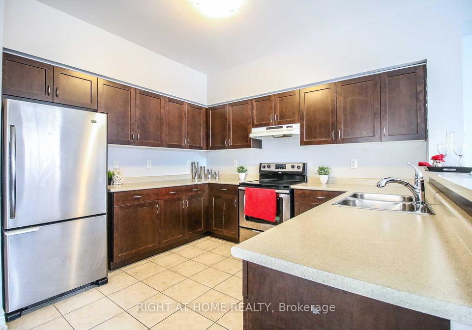 5992-turney-drive-mississauga-ontario-w12417883