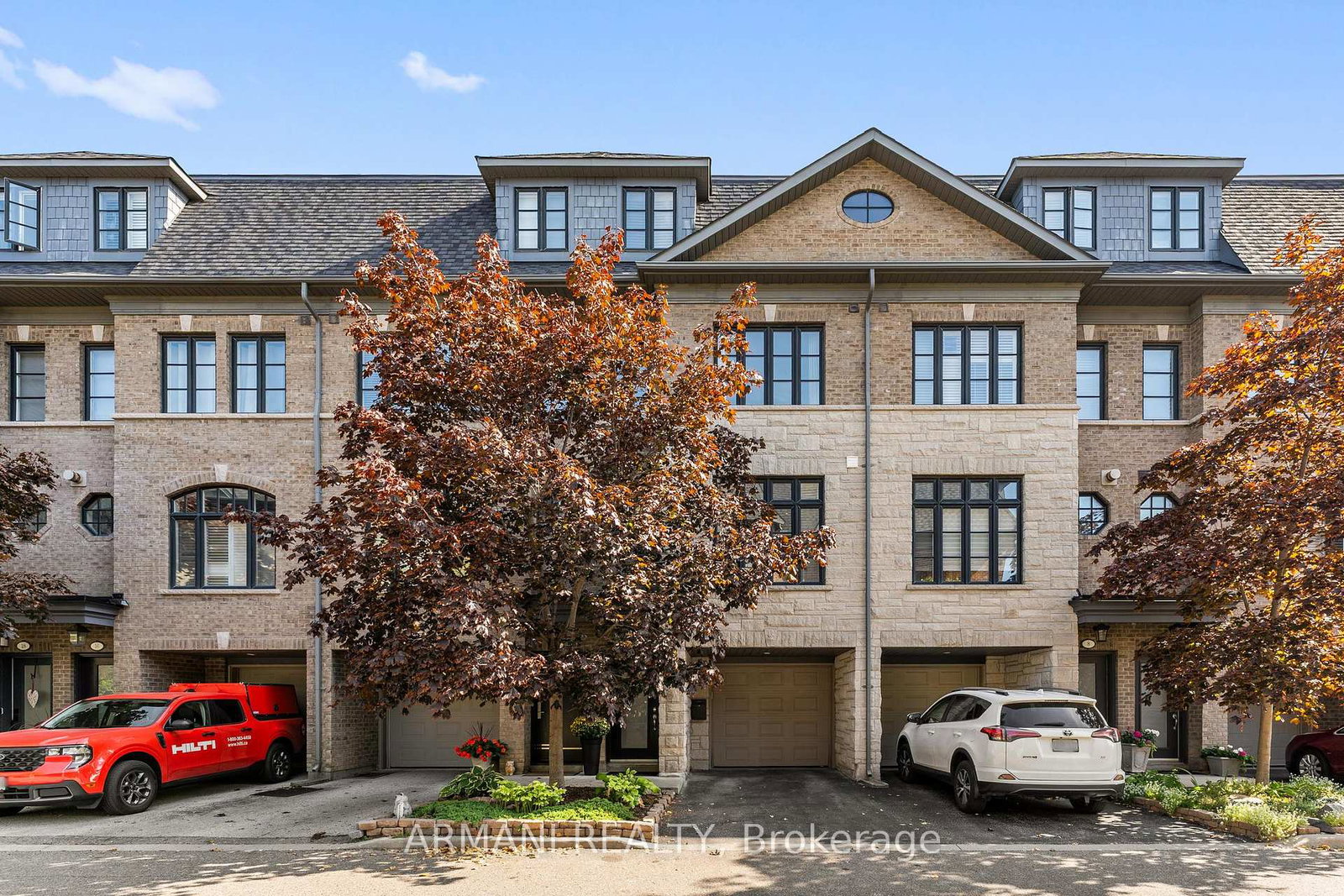 10-lobo-mews-etobicoke-ontario-w12418013