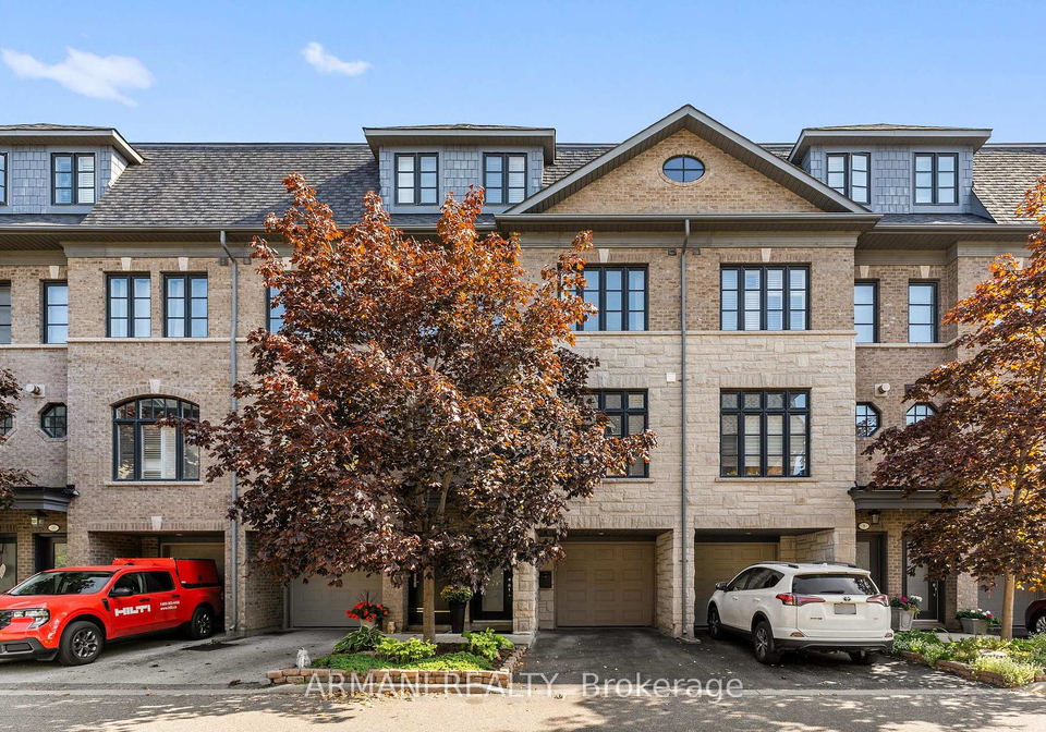 10-lobo-mews-etobicoke-ontario-w12418013