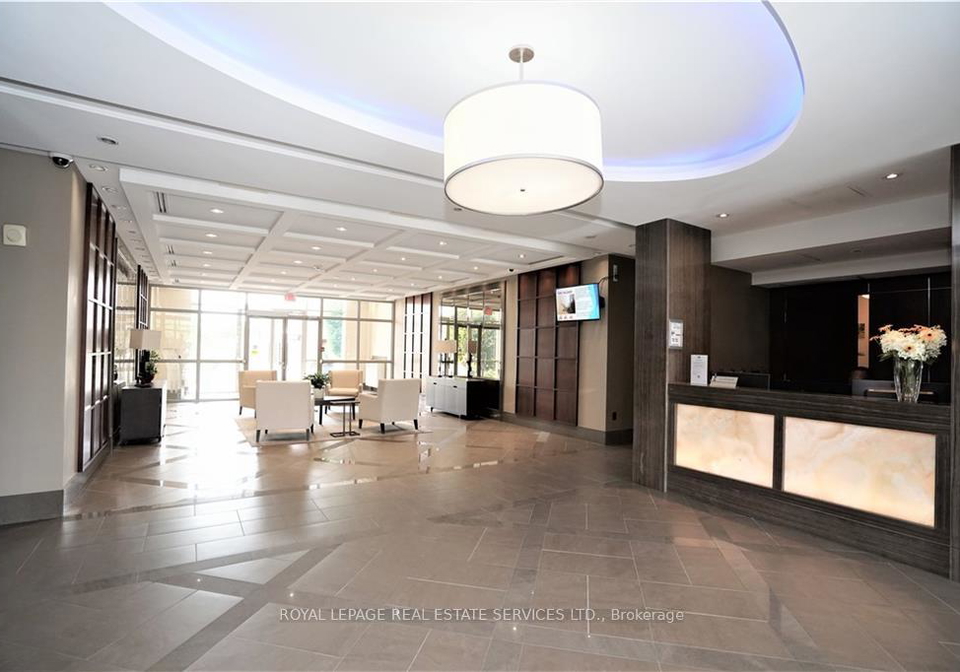 2470-prince-michael-drive-oakville-ontario-w12418140