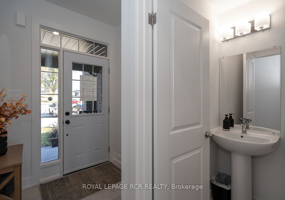 690-broadway-avenue-orangeville-ontario-w12418196