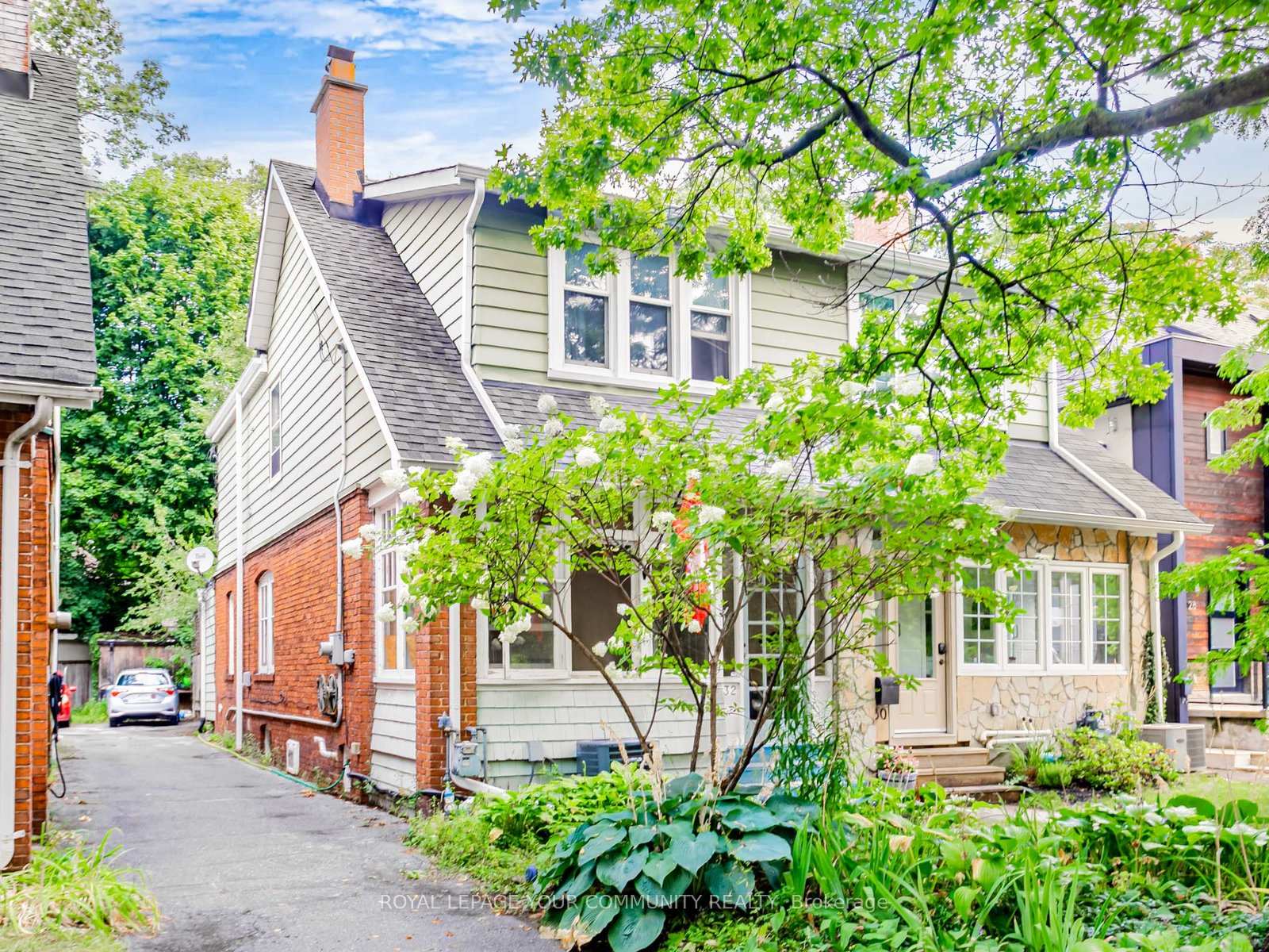 32-webb-avenue-toronto-ontario-w12418208