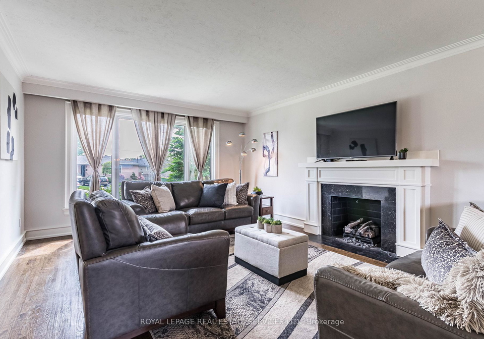 42-glen-agar-drive-etobicoke-ontario-w12418211