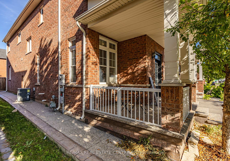 580-duncan-lane-milton-ontario-w12418348