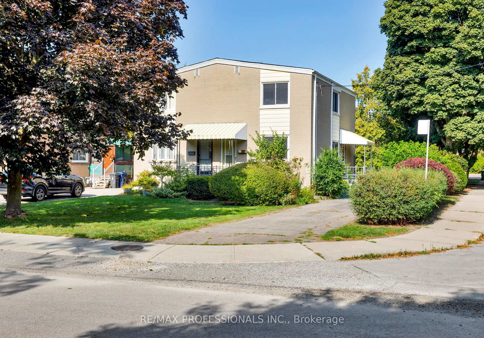 38-van-stassen-boulevard-toronto-ontario-w12418514