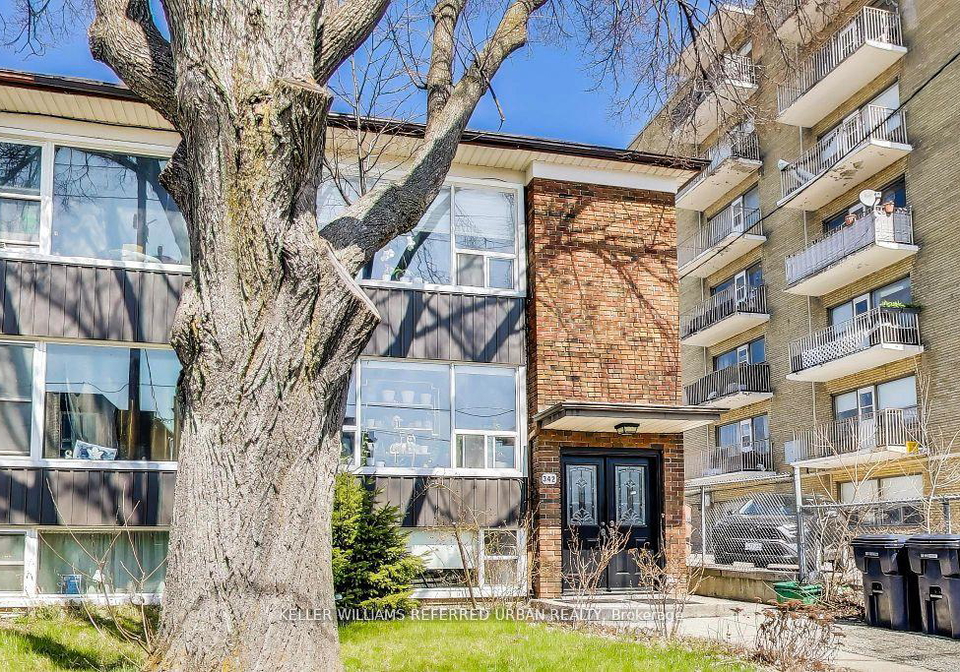 342-hopewell-avenue-north-york-ontario-w12418528