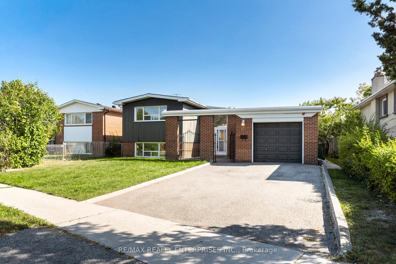 85-john-garland-boulevard-etobicoke-ontario-w12418597