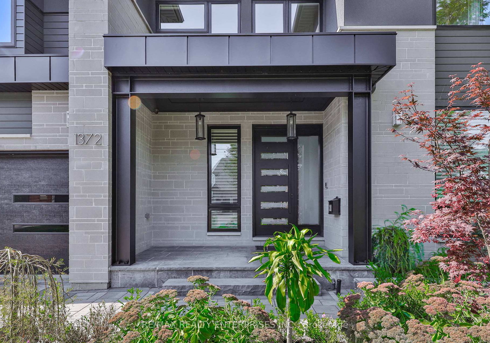 1372-kenmuir-avenue-mississauga-ontario-w12418934