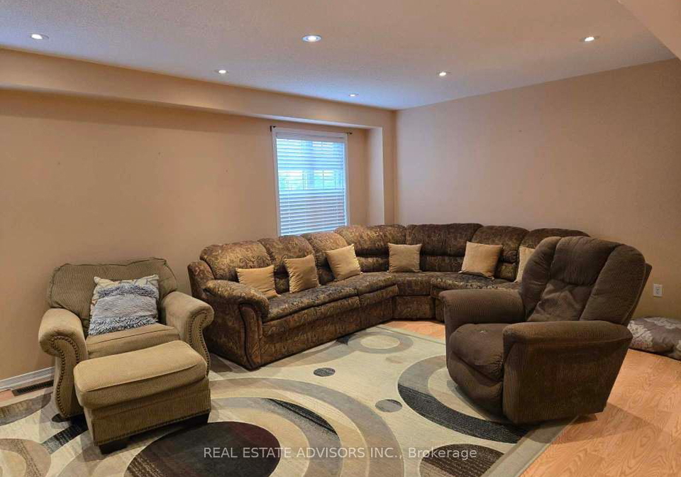 68-delport-close-brampton-ontario-w12418943