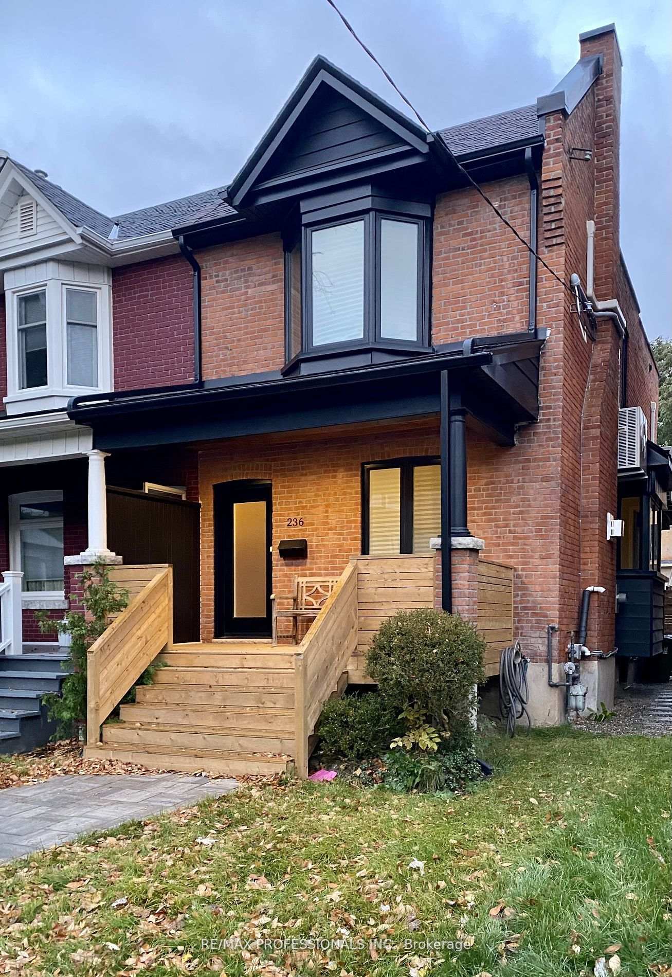 236-fairview-avenue-toronto-ontario-w12419163