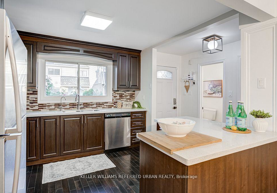 2050-upper-middle-road-burlington-ontario-w12419171