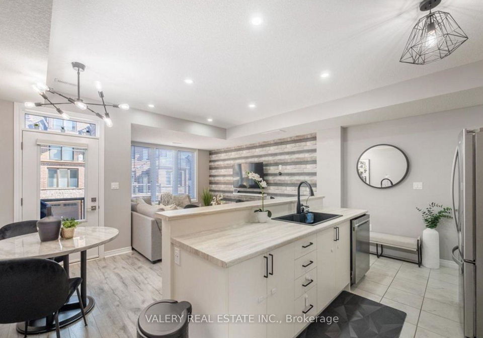 445-ontario-street-milton-ontario-w12419179