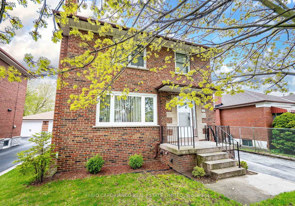 21-treeview-drive-etobicoke-ontario-w12419469