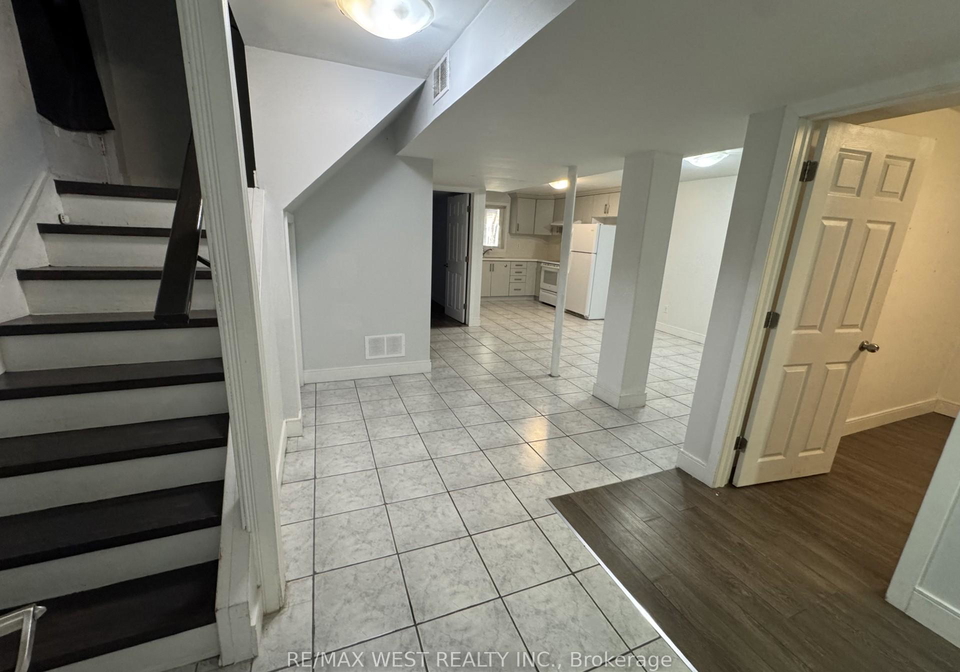 631-ashprior-avenue-mississauga-ontario-w12419549