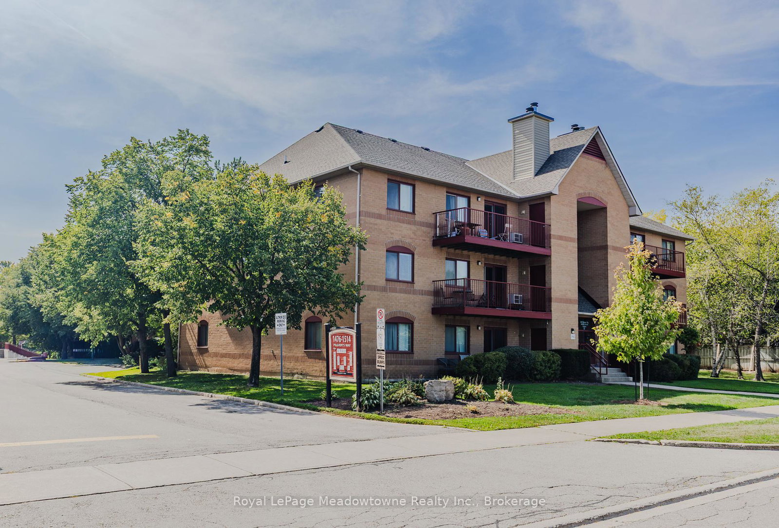 1496-pilgrims-way-oakville-ontario-w12419850