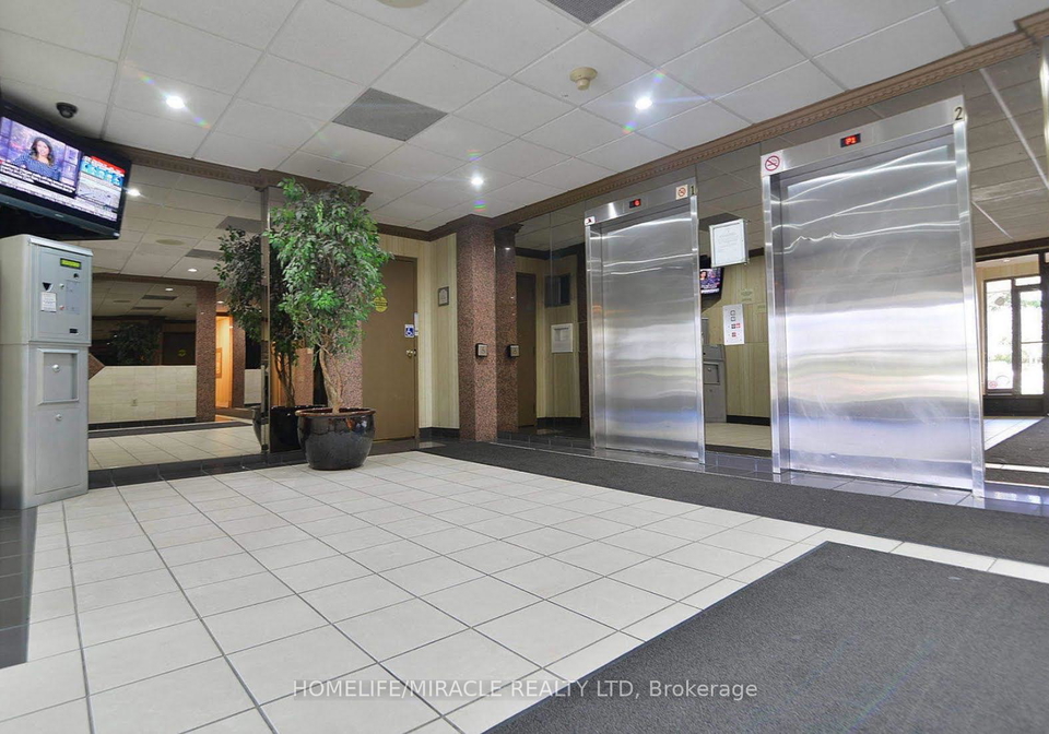 10-markbrook-lane-etobicoke-ontario-w12420182