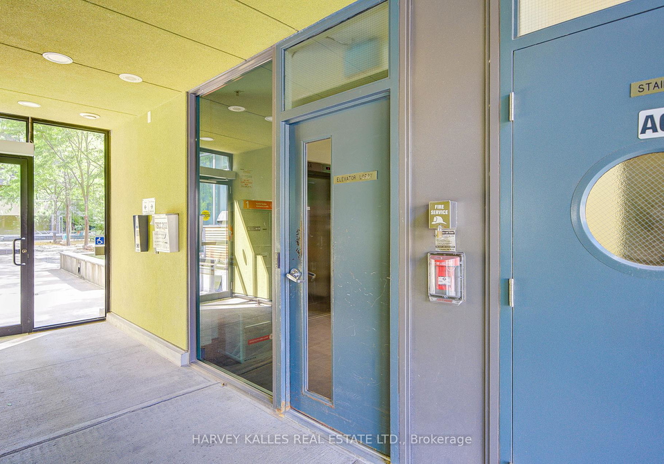 25-ritchie-avenue-toronto-ontario-w12420256