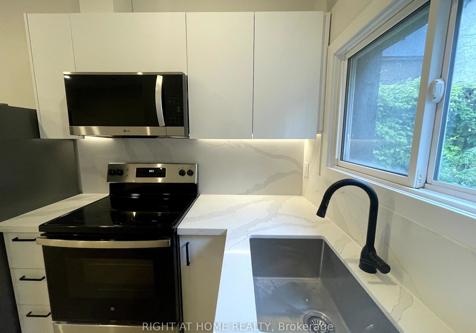 500-salem-avenue-n-toronto-ontario-w12420264
