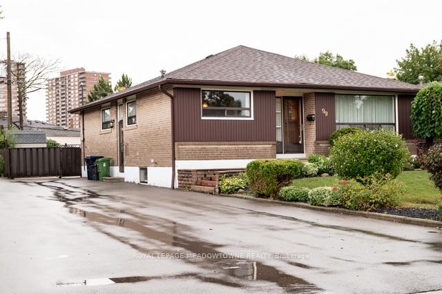 99-silverstone-drive-etobicoke-ontario-w12420320