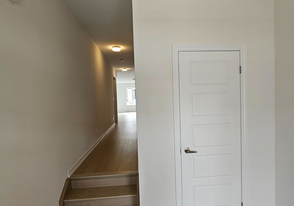 1197-dartmouth-crescent-oakville-ontario-w12420423