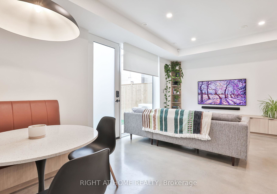 28-salem-avenue-toronto-ontario-w12420617
