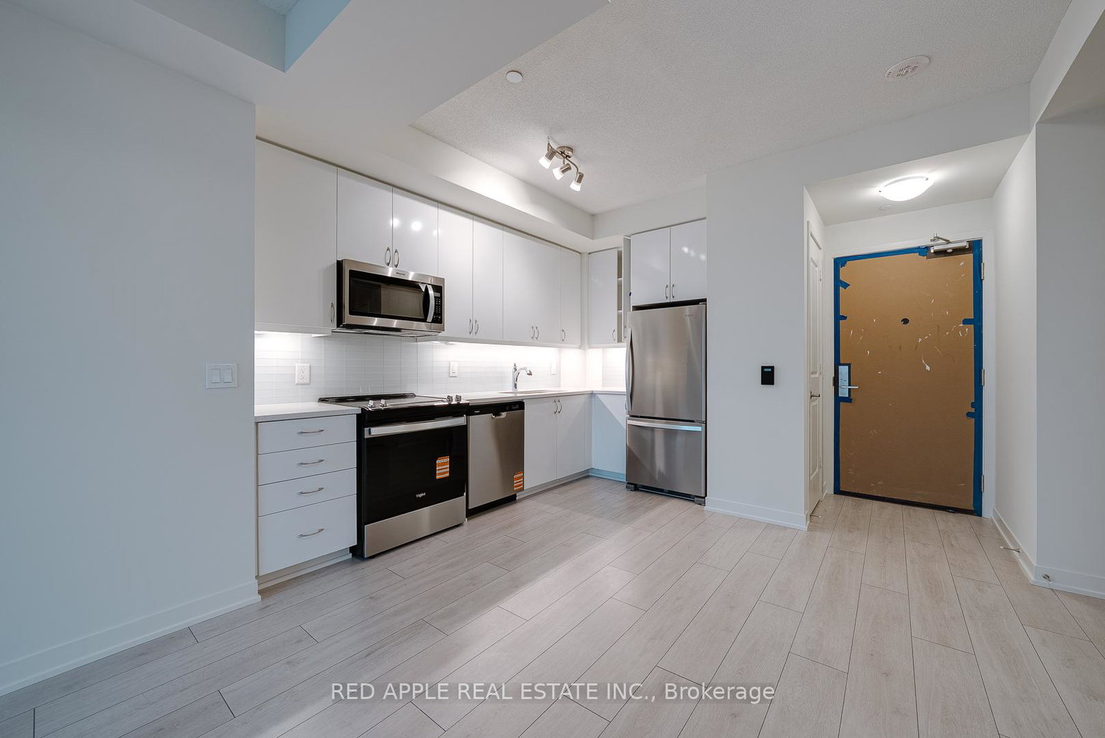 38-annie-craig-drive-s-etobicoke-ontario-w12420868