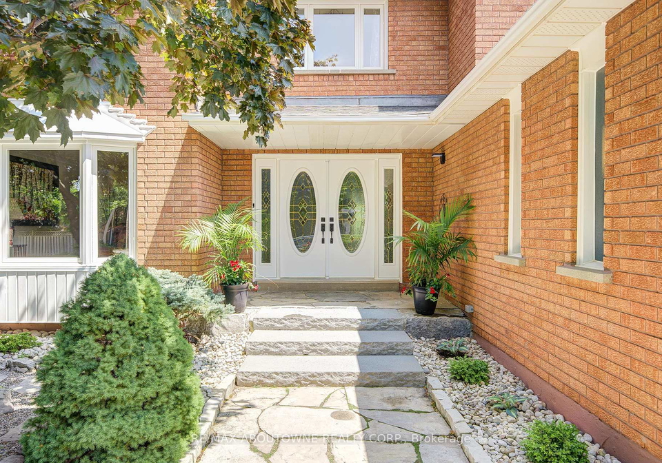 1337-peartree-circle-oakville-ontario-w12420923