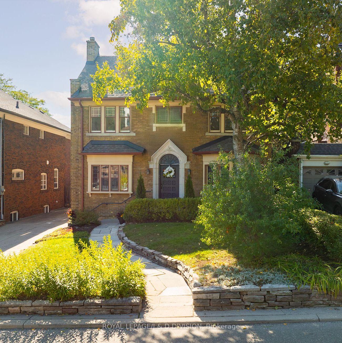 18-grenadier-heights-toronto-ontario-w12421125