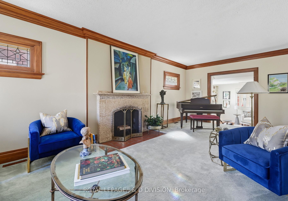 18-grenadier-heights-toronto-ontario-w12421125