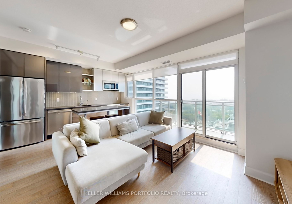 33-shore-breeze-drive-etobicoke-ontario-w12421377