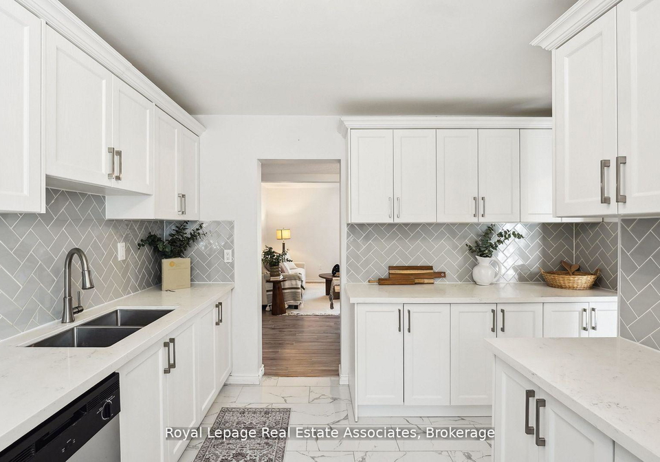 6855-glen-erin-drive-mississauga-ontario-w12421458