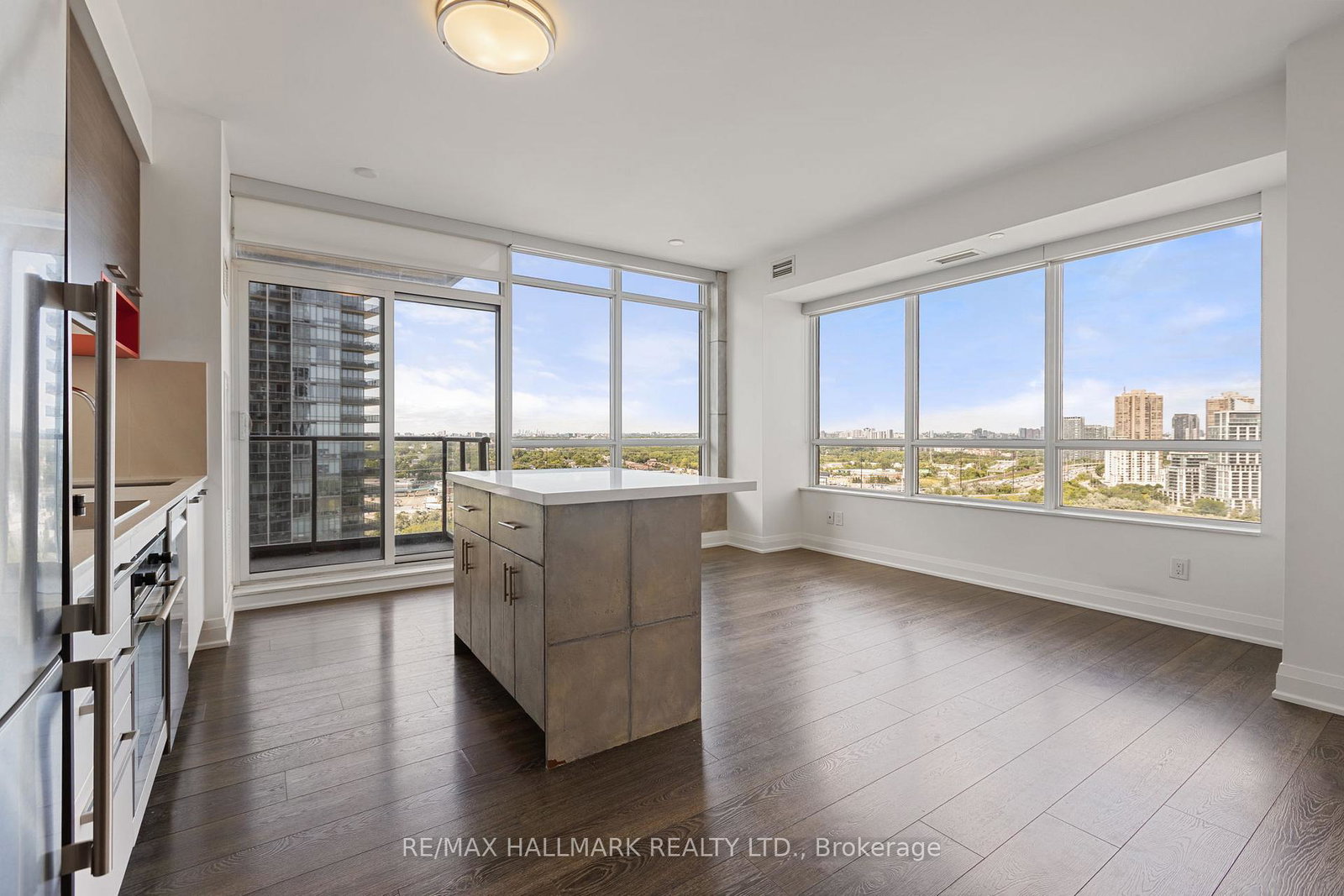 36-park-lawn-road-etobicoke-ontario-w12421606