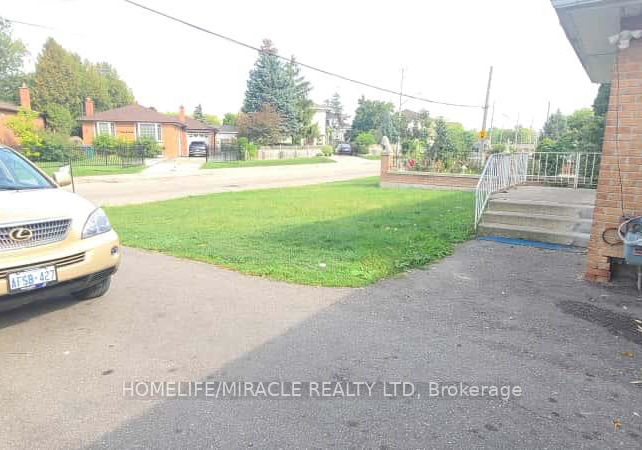 16-cattrick-street-mississauga-ontario-w12421692
