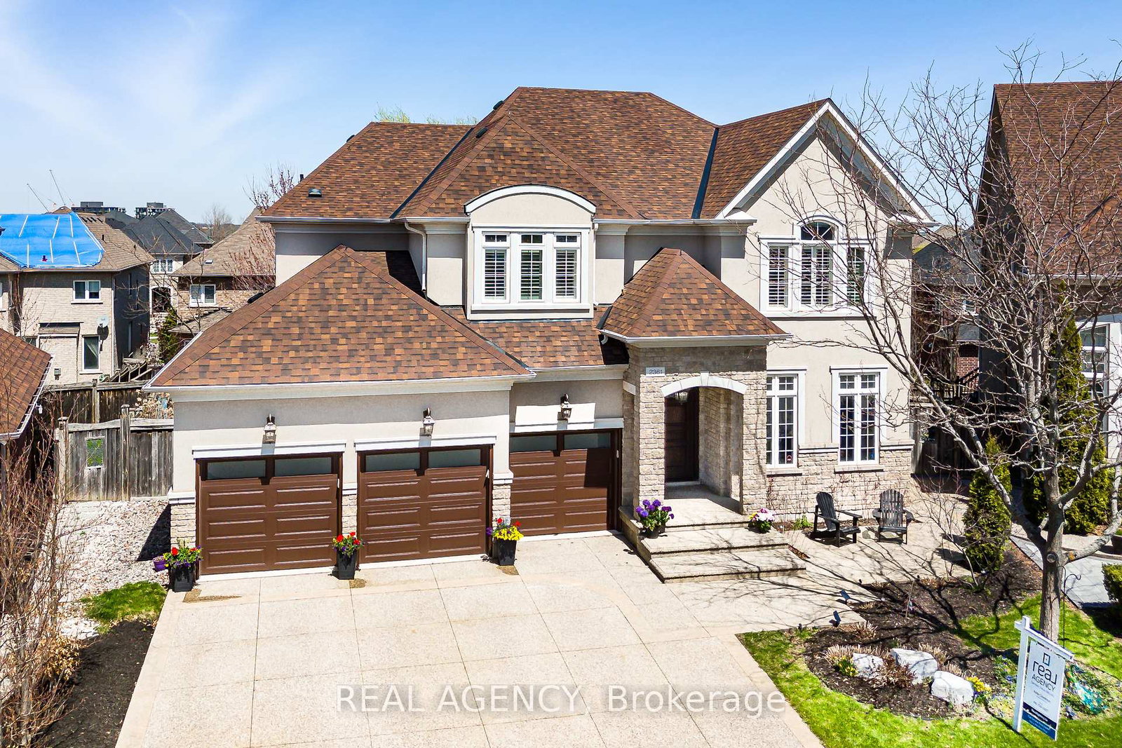 2361-delnice-drive-oakville-ontario-w12421695